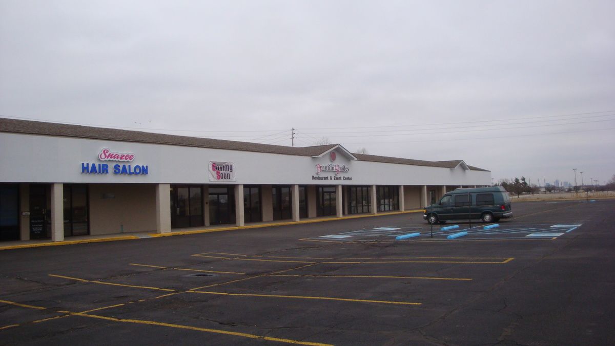 Century Plaza: 4702 Century Plaza Rd, Indianapolis, IN 46254